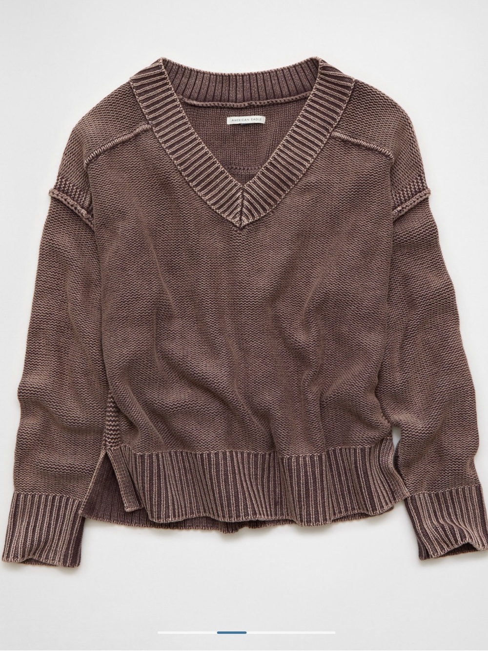 AW Long Weekend V-Neck Sweater